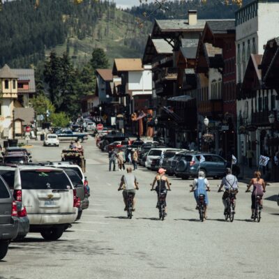 ebikes in downtown leavenworth